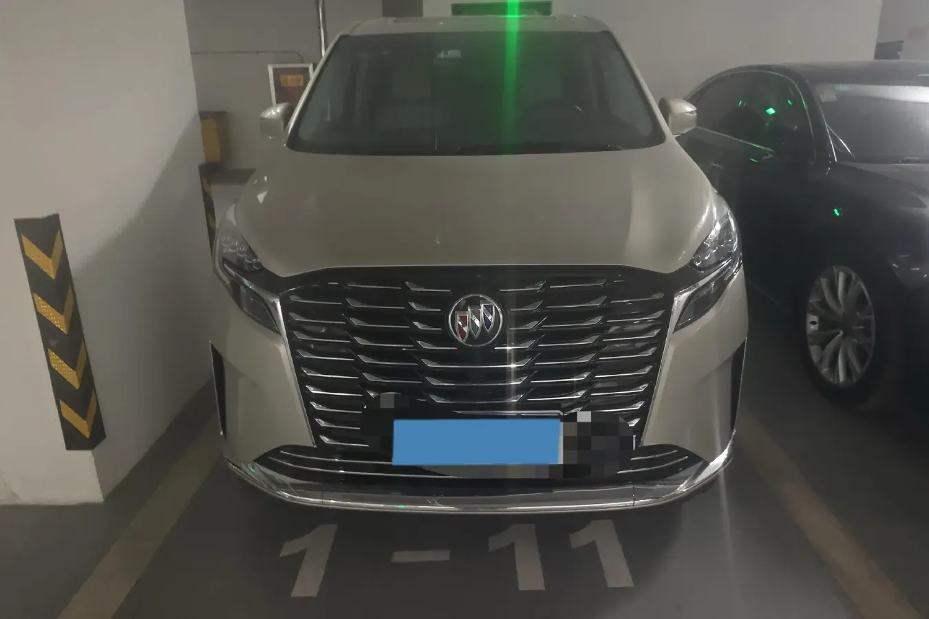 2022 Buick GL8 2.0T 237HP L4 9AT,autocango,china used car exporter,china ev exporter,chinese used car exporter,chinese used ev exporter