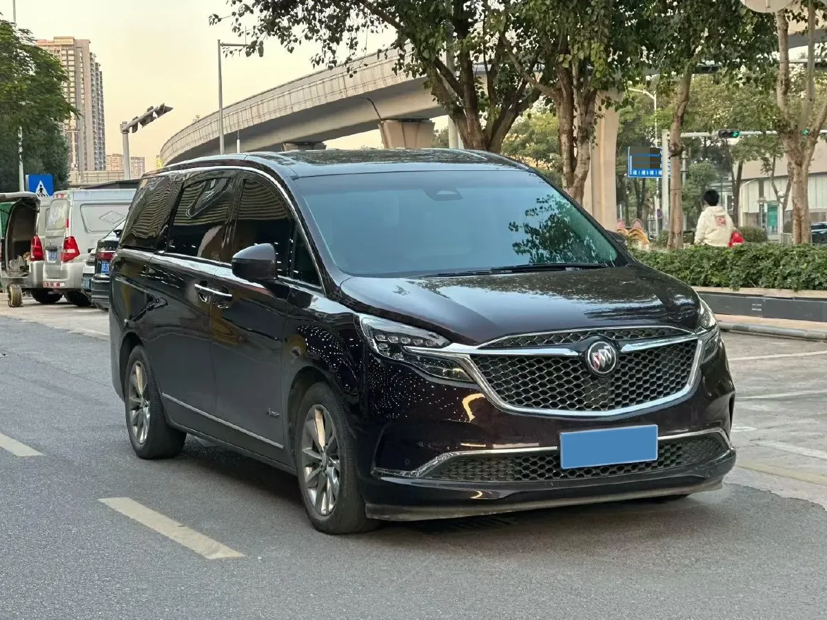 2022 Buick GL8 2.0T 237HP L4 9AT,autocango,china used car exporter,china ev exporter,chinese used car exporter,chinese used ev exporter
