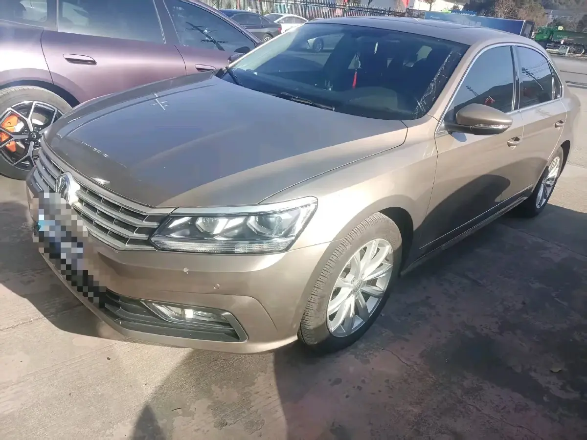 2017 Volkswagen Passat 1.8T 180HP L4 7DCT