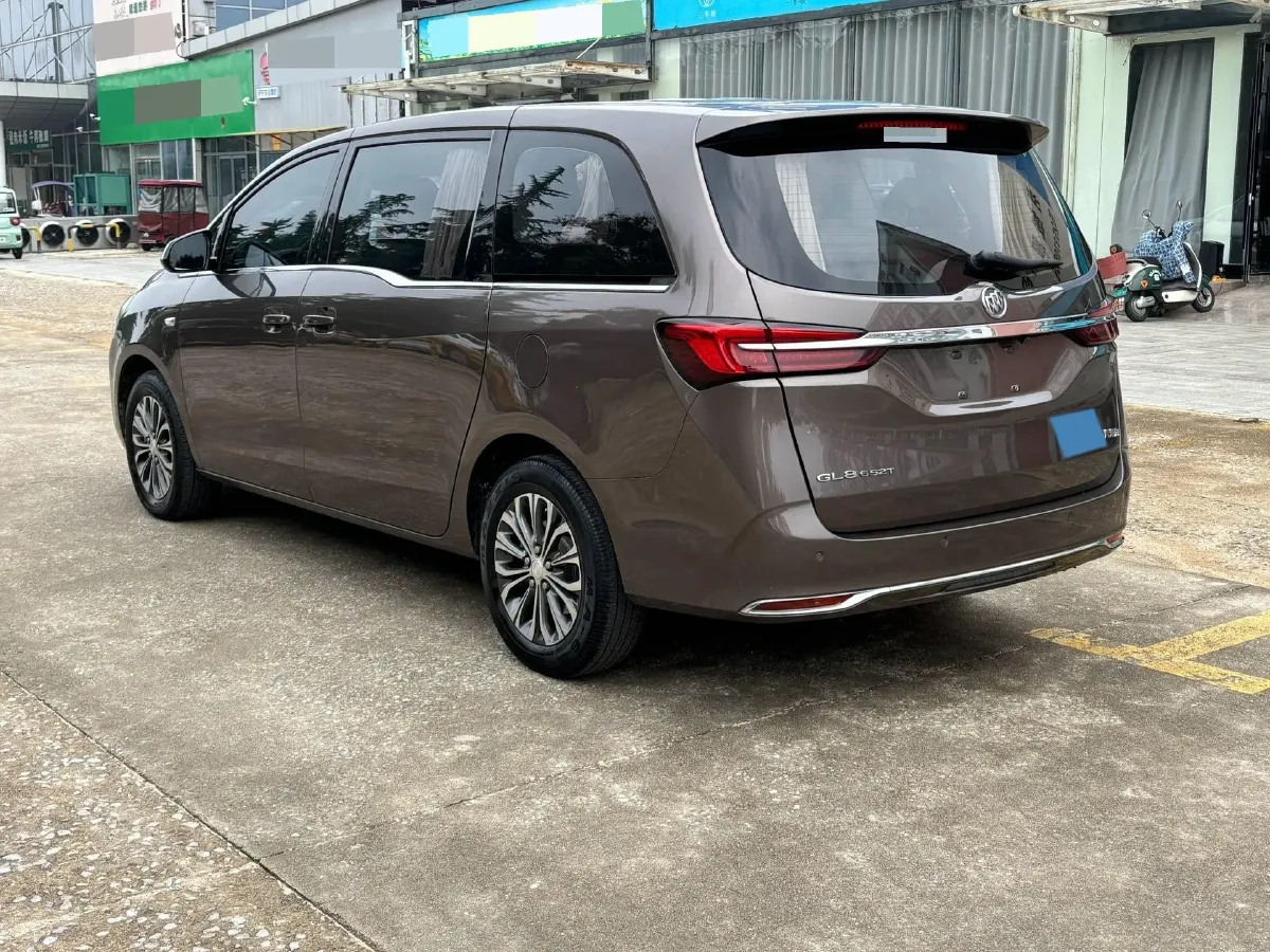 2021 Buick GL8 2.0T 237HP L4 9AT,autocango,china used car exporter,china ev exporter,chinese used car exporter,chinese used ev exporter