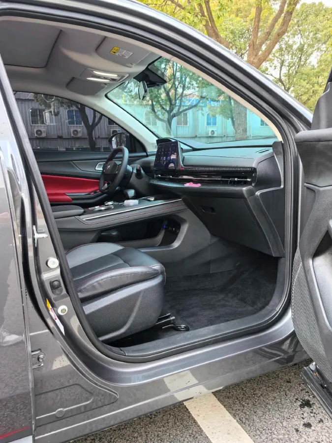 2022 ChangAn Oshan X7 Plus 1.5T 188HP L4 7DCT,autocango,china used car exporter,china ev exporter,chinese used car exporter,chinese used ev exporter