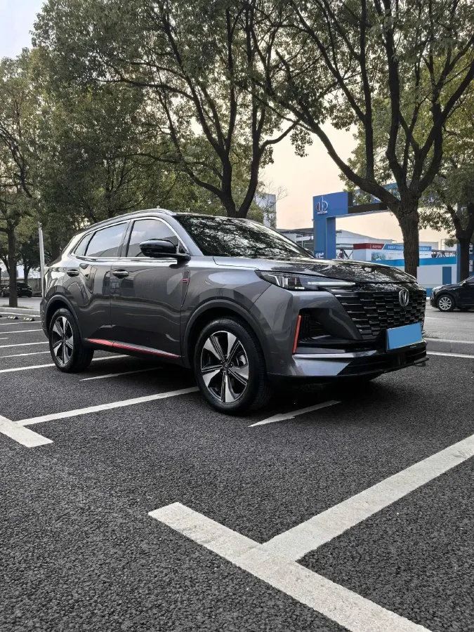 2022 ChangAn Oshan X7 Plus 1.5T 188HP L4 7DCT,autocango,china used car exporter,china ev exporter,chinese used car exporter,chinese used ev exporter