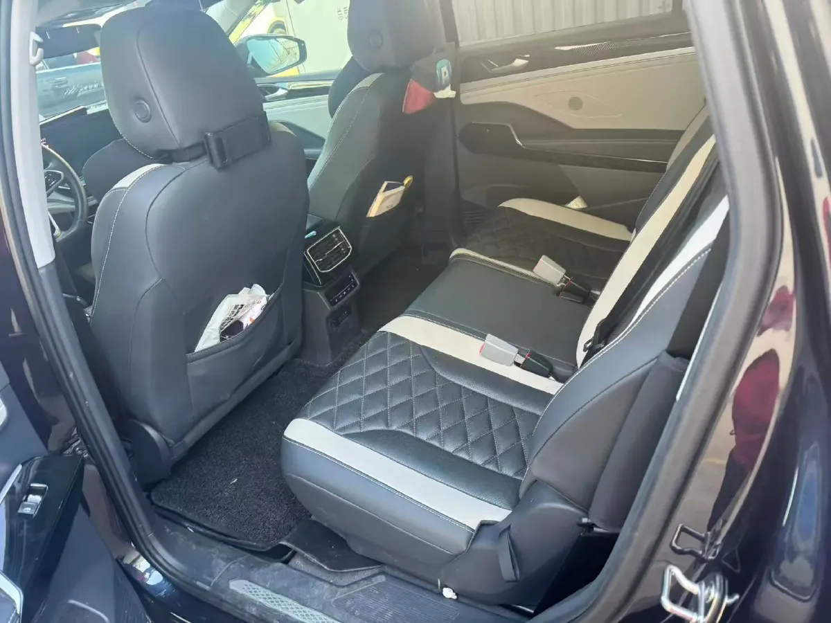 2022 Volkswagen ID.6 Crozz BEV 84.8KWH,autocango,china used car exporter,china ev exporter,chinese used car exporter,chinese used ev exporter