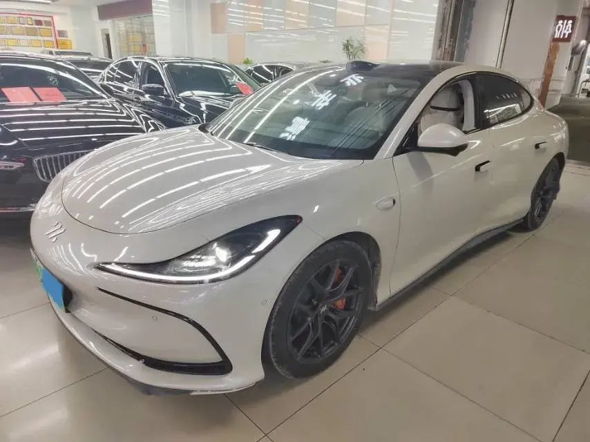 2024 IM L6 BEV 75KWH