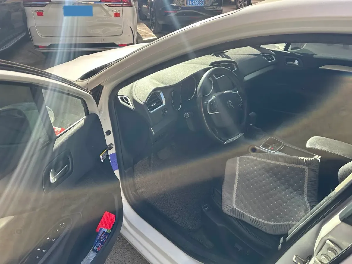 2018 Citroen C4L 1.6T 167HP L4 6AT,autocango,china used car exporter,china ev exporter,chinese used car exporter,chinese used ev exporter