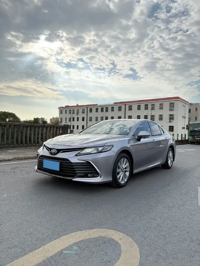 2021 Toyota Camry 2.0L 178HP L4 CVT
