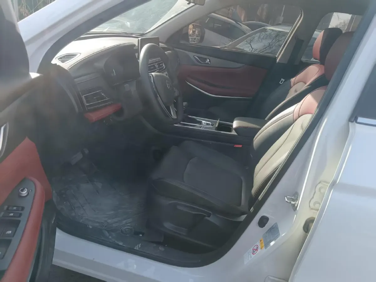 2023 ChangAn CS75 1.5T 188HP L4 7DCT,autocango,china used car exporter,china ev exporter,chinese used car exporter,chinese used ev exporter