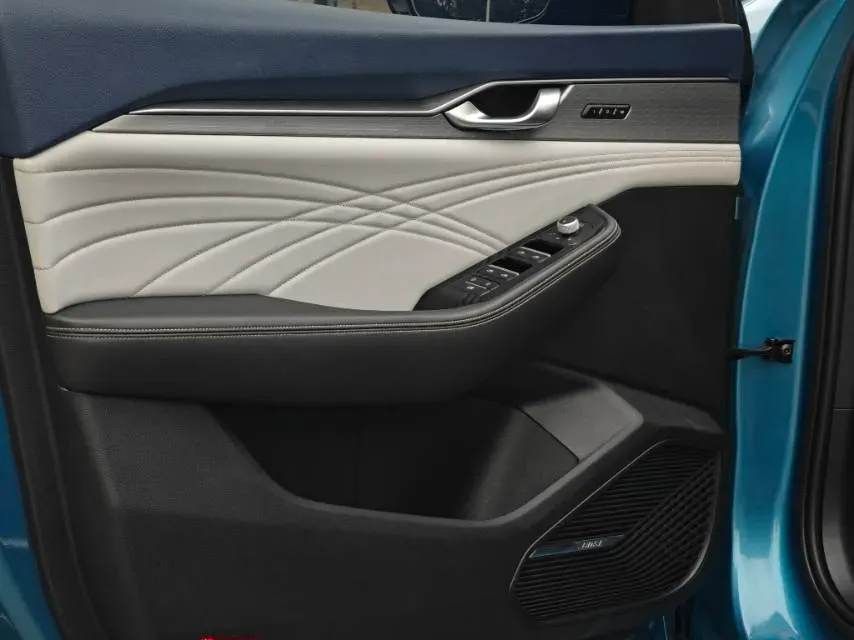 2020 Volkswagen C-Trek 1.5L 112HP L4 6AT,autocango,china used car exporter,china ev exporter,chinese used car exporter,chinese used ev exporter