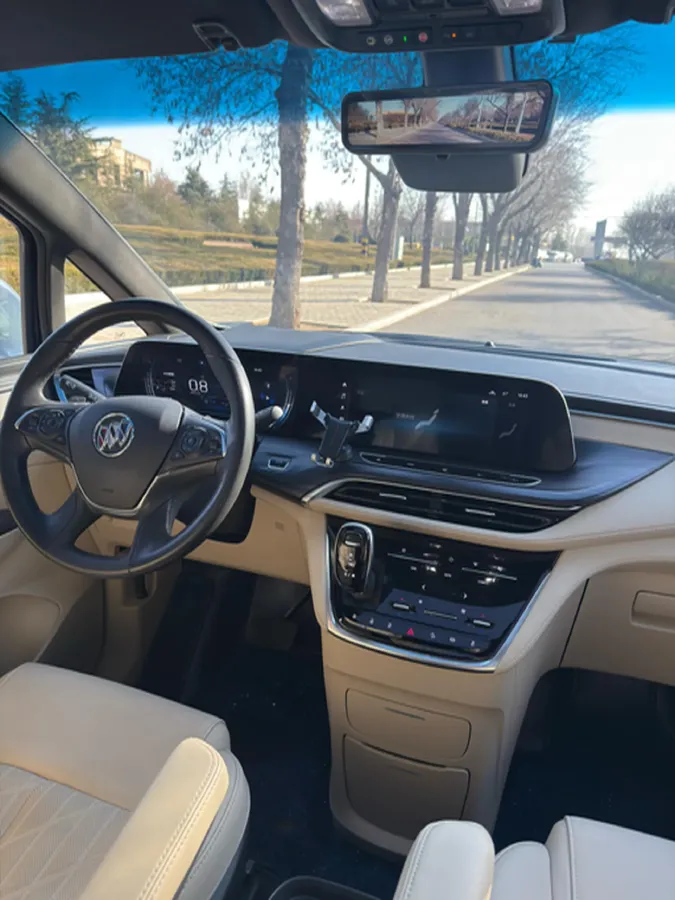 2022 Buick GL8 2.0T 237HP L4 9AT,autocango,china used car exporter,china ev exporter,chinese used car exporter,chinese used ev exporter