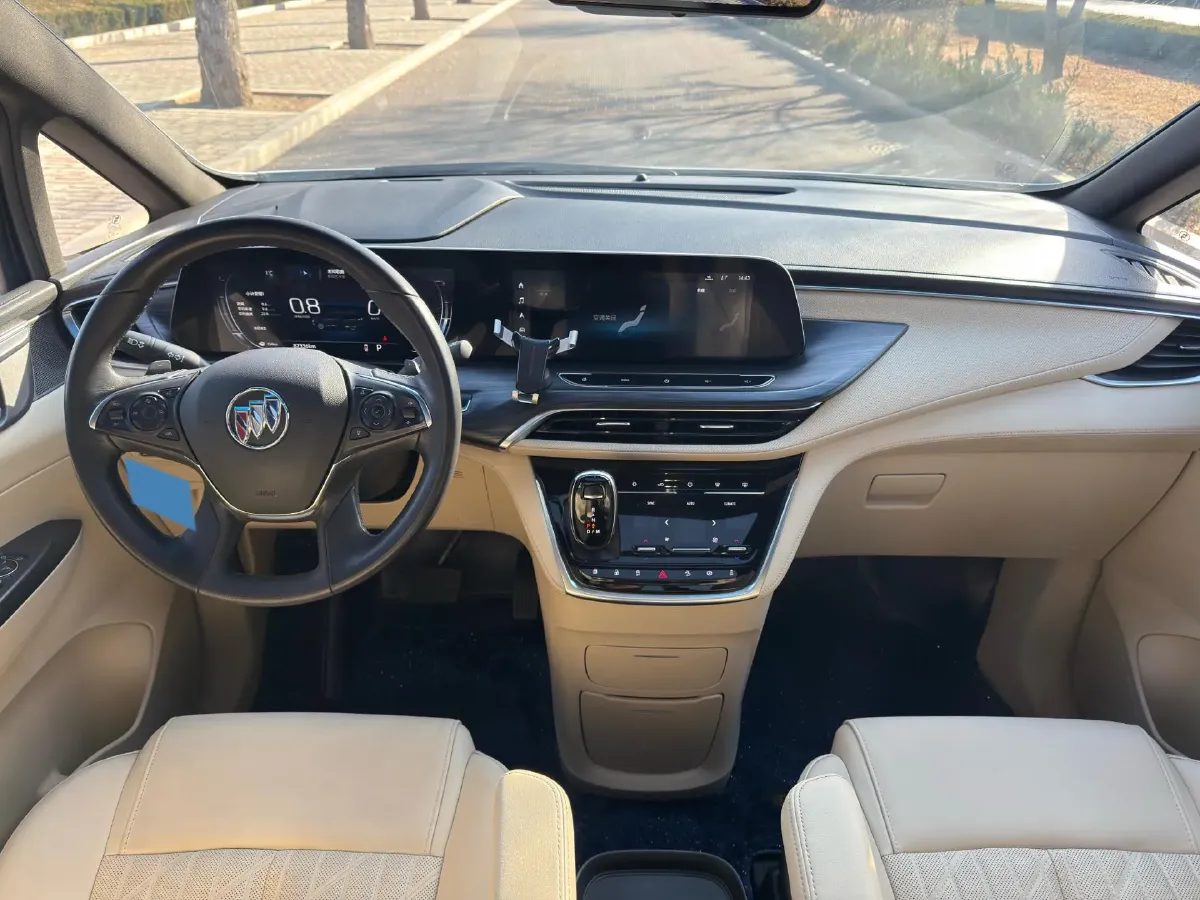 2022 Buick GL8 2.0T 237HP L4 9AT,autocango,china used car exporter,china ev exporter,chinese used car exporter,chinese used ev exporter