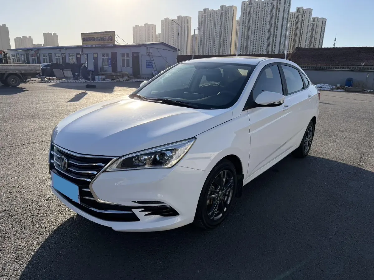 2019 ChangAn Eado DT 1.6L 125HP L4 5MT,autocango,china used car exporter,china ev exporter,chinese used car exporter,chinese used ev exporter