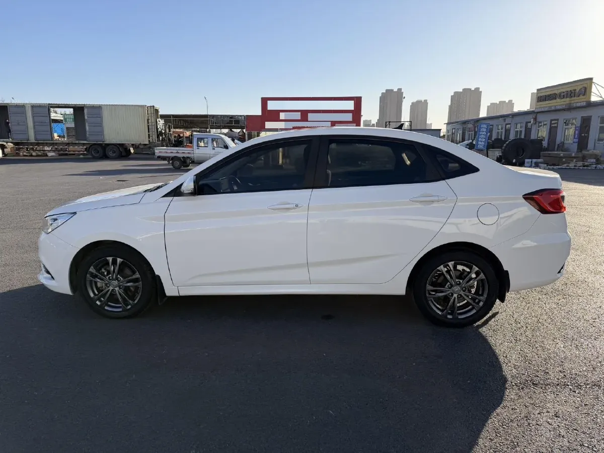 2019 ChangAn Eado DT 1.6L 125HP L4 5MT,autocango,china used car exporter,china ev exporter,chinese used car exporter,chinese used ev exporter