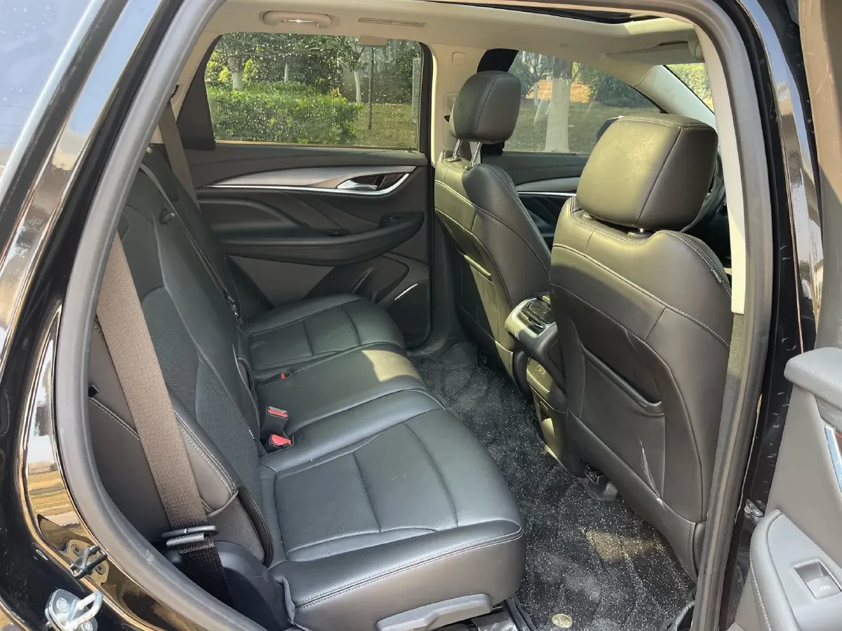 2022 Buick Enclave 2.0T 237HP L4 9AT,autocango,china used car exporter,china ev exporter,chinese used car exporter,chinese used ev exporter