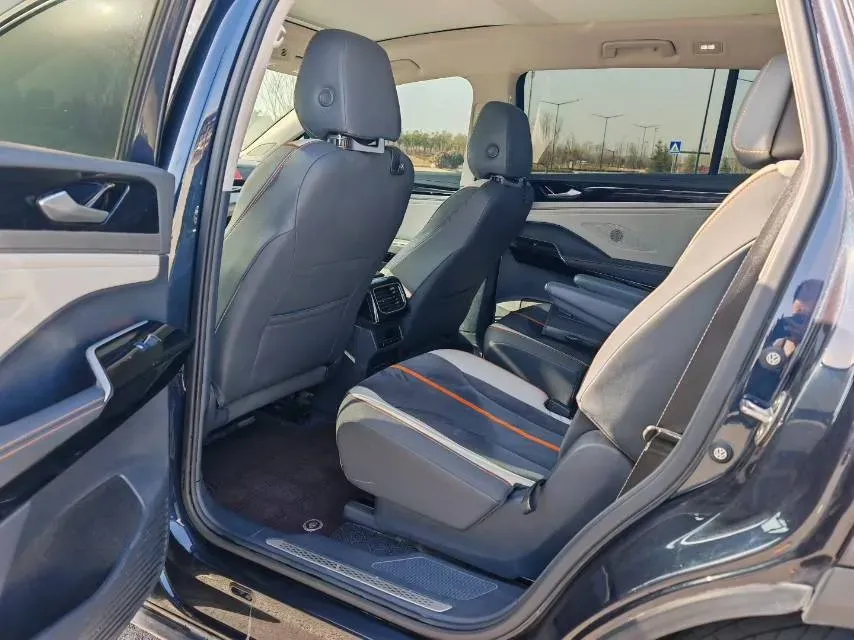 2021 Volkswagen ID.6 Crozz BEV 84.8KWH,autocango,china used car exporter,china ev exporter,chinese used car exporter,chinese used ev exporter