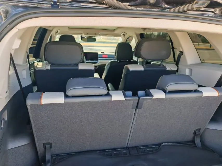 2021 Volkswagen ID.6 Crozz BEV 84.8KWH,autocango,china used car exporter,china ev exporter,chinese used car exporter,chinese used ev exporter