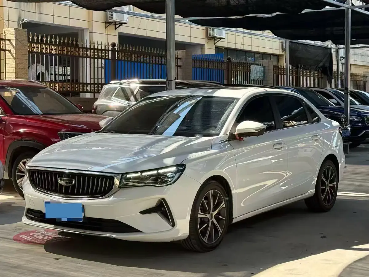 2022 Geely Emgrand 1.5L 114HP L4 CVT