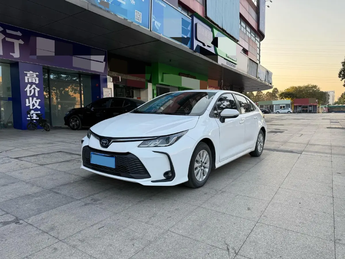 2023 Toyota Corolla 1.8L 98HP L4 E-CVT Hybrid