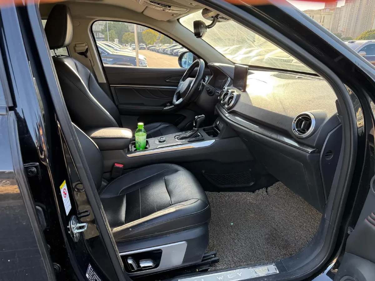 2017 WEY VV5 2.0T 197HP L4 7DCT,autocango,china used car exporter,china ev exporter,chinese used car exporter,chinese used ev exporter