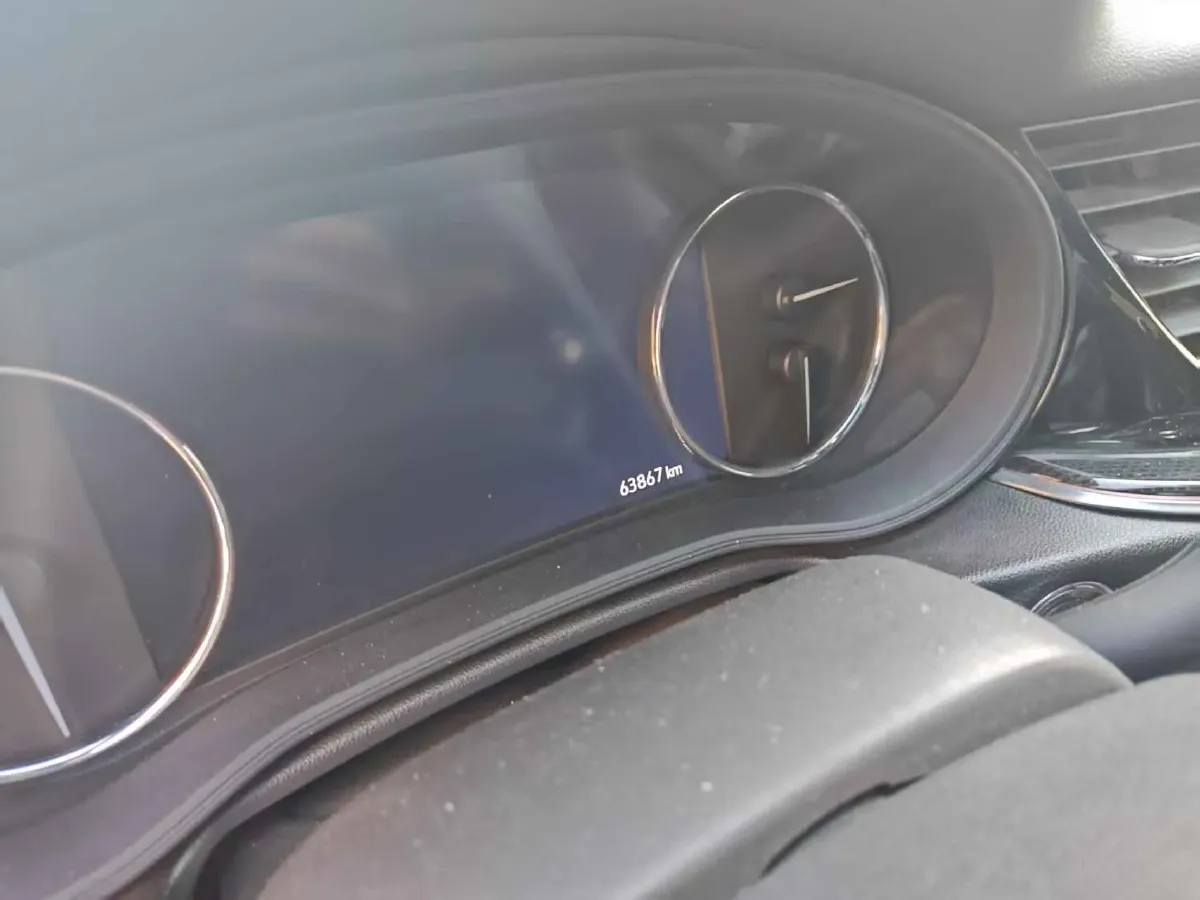 2020 Buick Regal 2.0T 237HP L4 9AT,autocango,china used car exporter,china ev exporter,chinese used car exporter,chinese used ev exporter