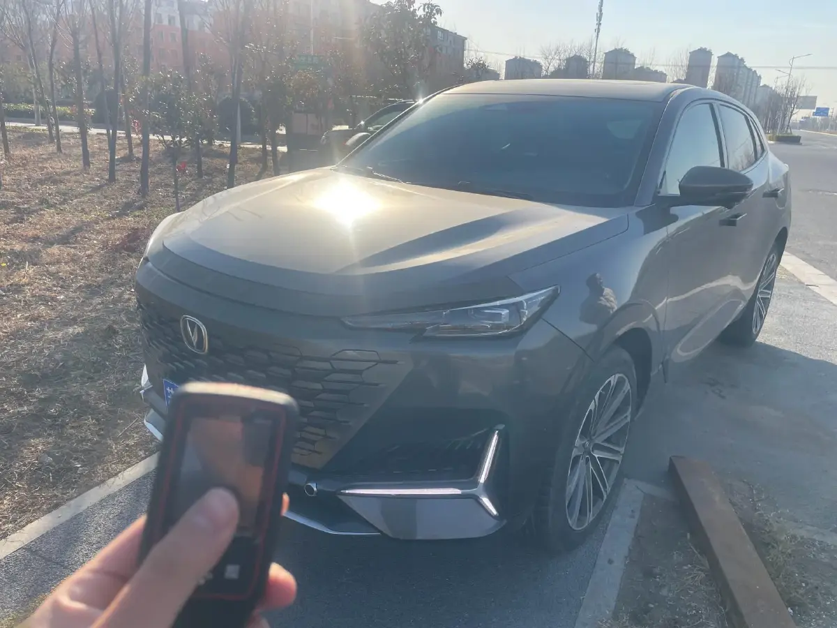 2021 ChangAn UNI-K 2.0T 233HP L4 8AT