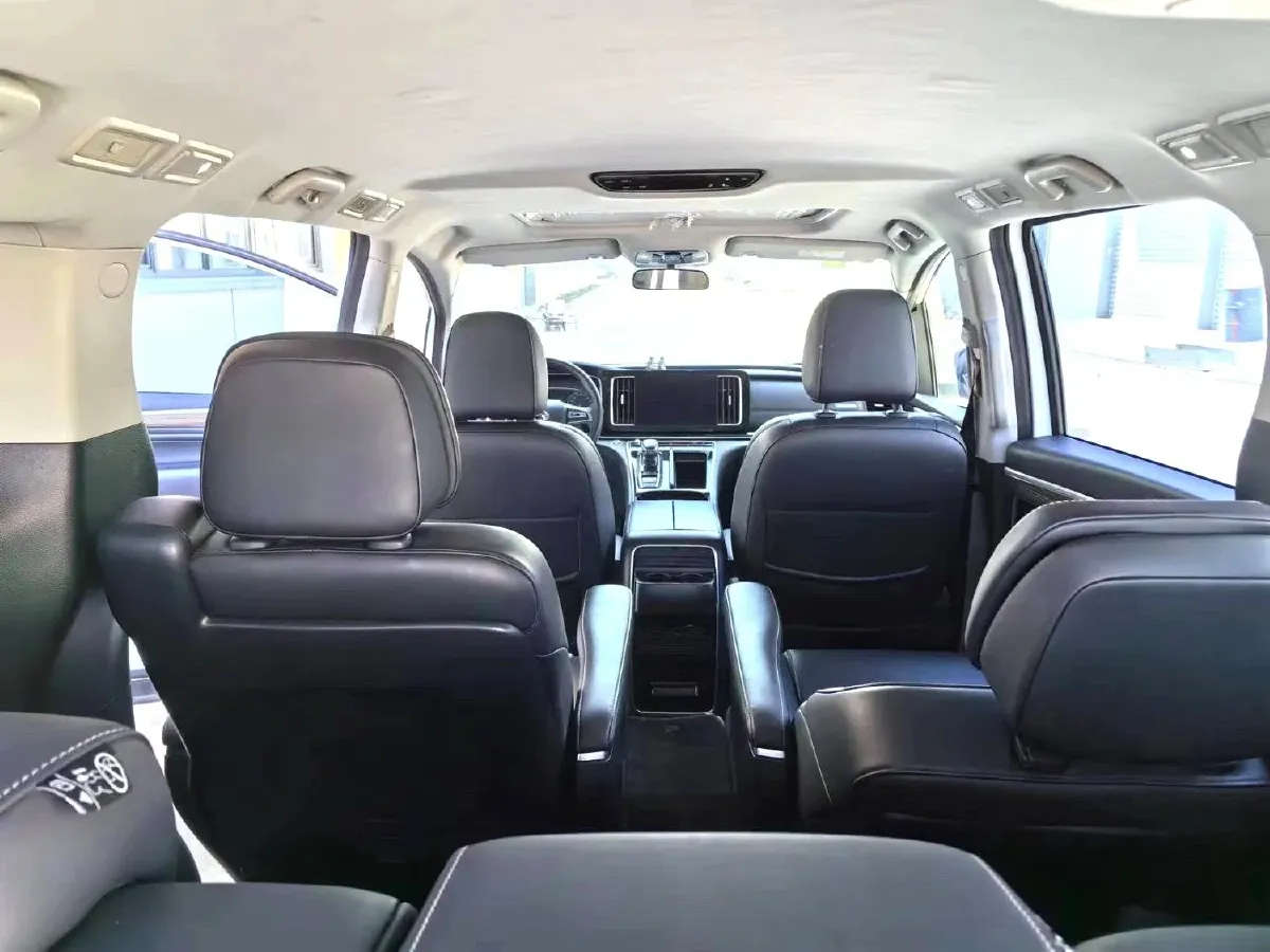 2021 GAC Trumpchi M8 2.0T 252HP L4 8AT,autocango,china used car exporter,china ev exporter,chinese used car exporter,chinese used ev exporter