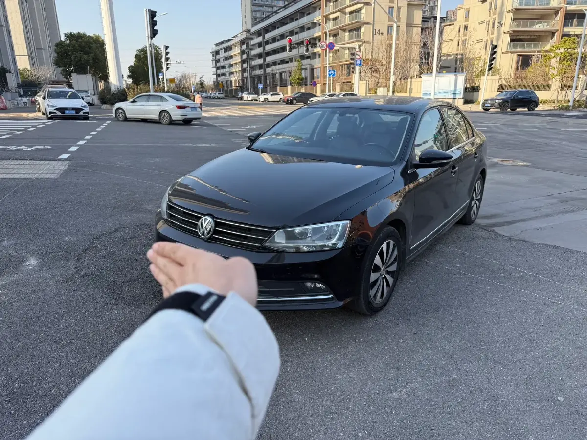 2018 Volkswagen Bora 1.5L 110HP L4 6AT