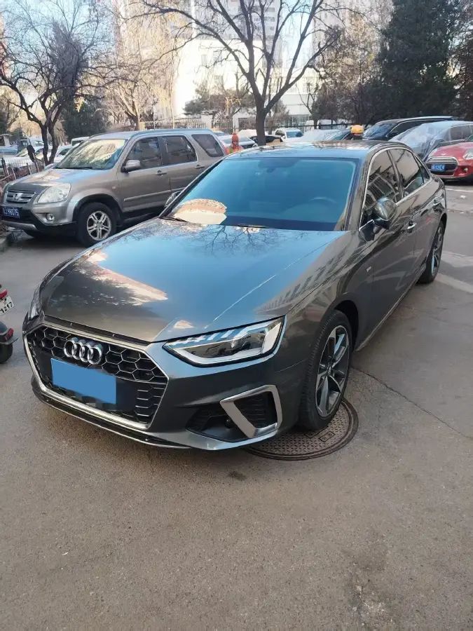 2020 Audi A4L 2.0T 190HP L4 7DCT