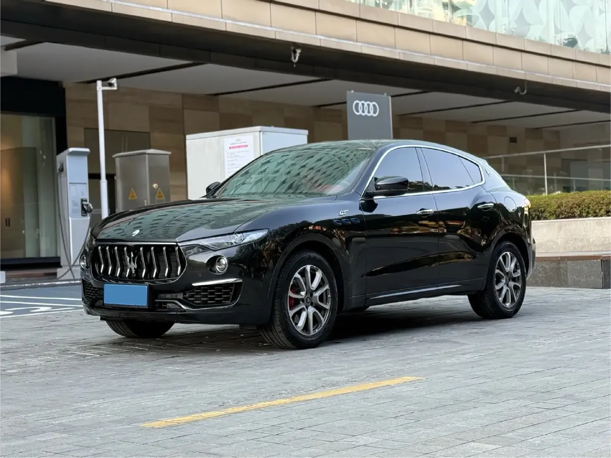 2022 Maserati Levante 2.0T 330HP L4 8AT