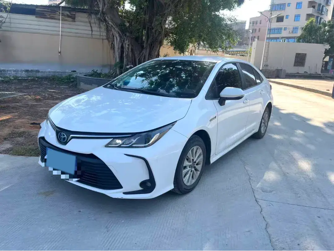 2022 Toyota Corolla 1.8L 98HP L4 E-CVT Hybrid