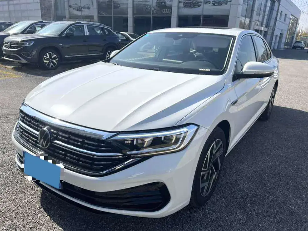 2024 Volkswagen Sagitar 1.5T 160HP L4 7DCT