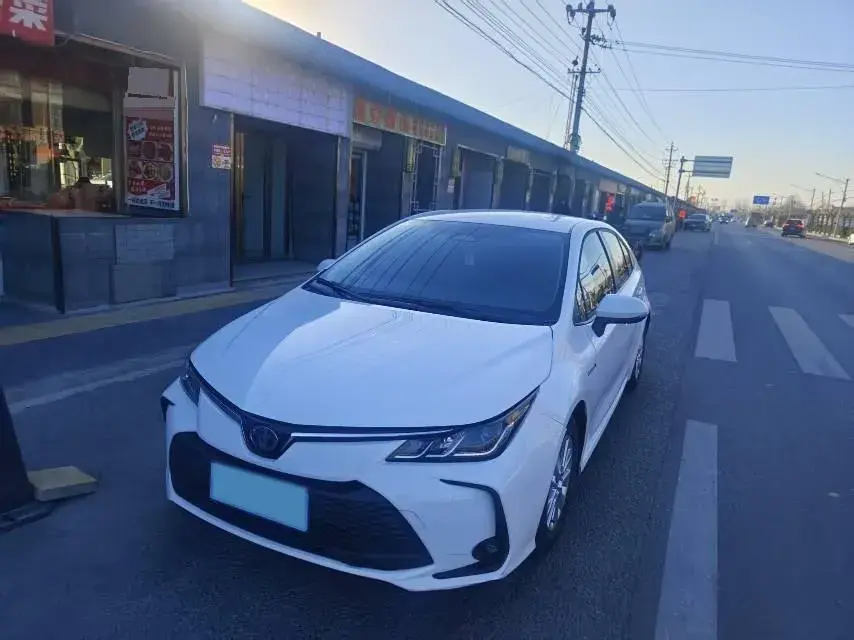 2023 Toyota Corolla 1.8L 98HP L4 E-CVT Hybrid