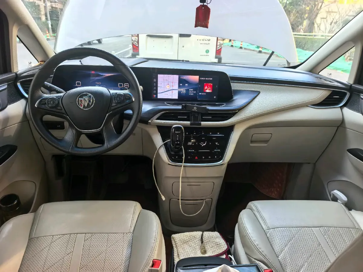 2023 Buick GL8 2.0T 237HP L4 9AT,autocango,china used car exporter,china ev exporter,chinese used car exporter,chinese used ev exporter