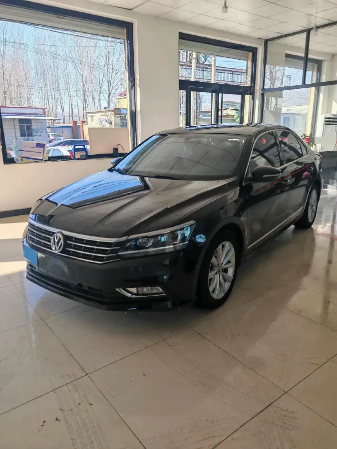 2017 Volkswagen Passat 1.8T 180HP L4 7DCT