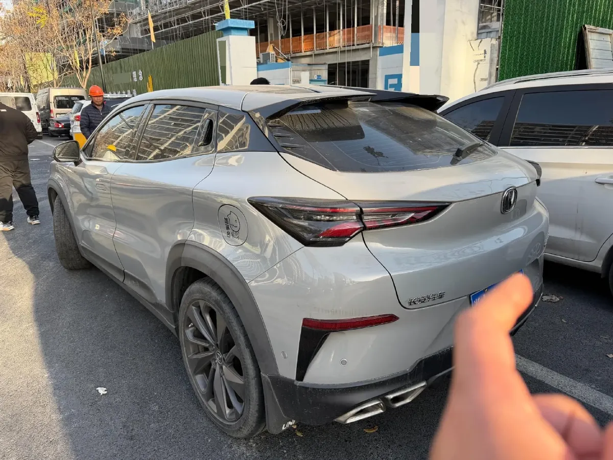 2020 ChangAn UNI-T 1.5T 180HP L4 7DCT,autocango,china used car exporter,china ev exporter,chinese used car exporter,chinese used ev exporter