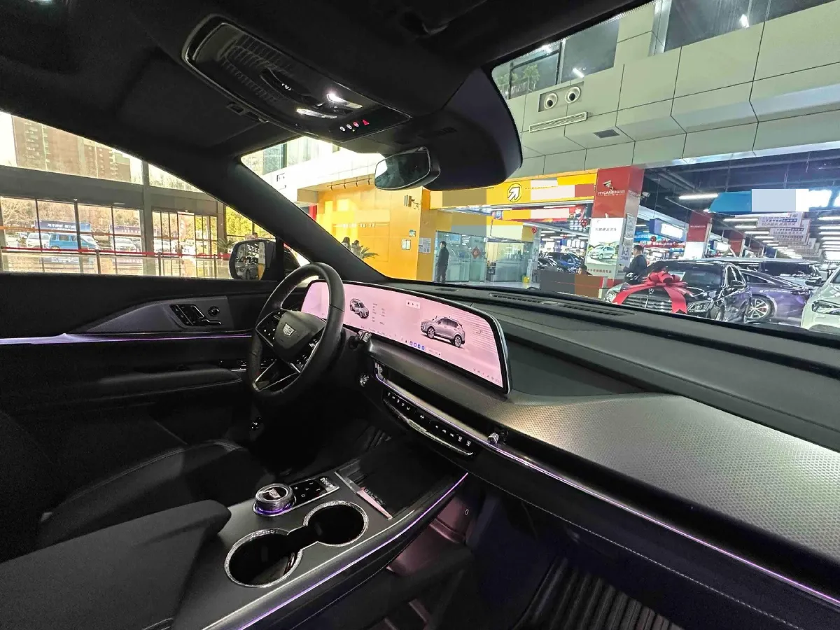 2026 Cadillac XT5 2.0T 237HP L4 9AT,autocango,china used car exporter,china ev exporter,chinese used car exporter,chinese used ev exporter