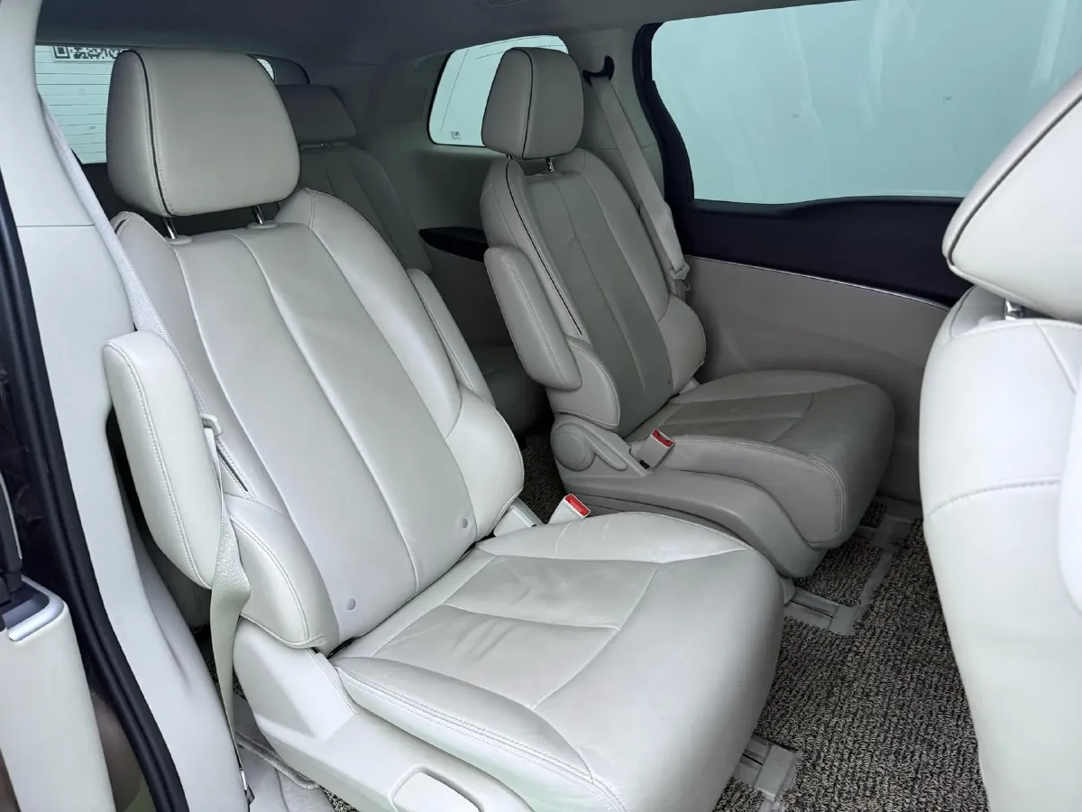 2020 Buick GL8 2.0T 237HP L4 9AT,autocango,china used car exporter,china ev exporter,chinese used car exporter,chinese used ev exporter