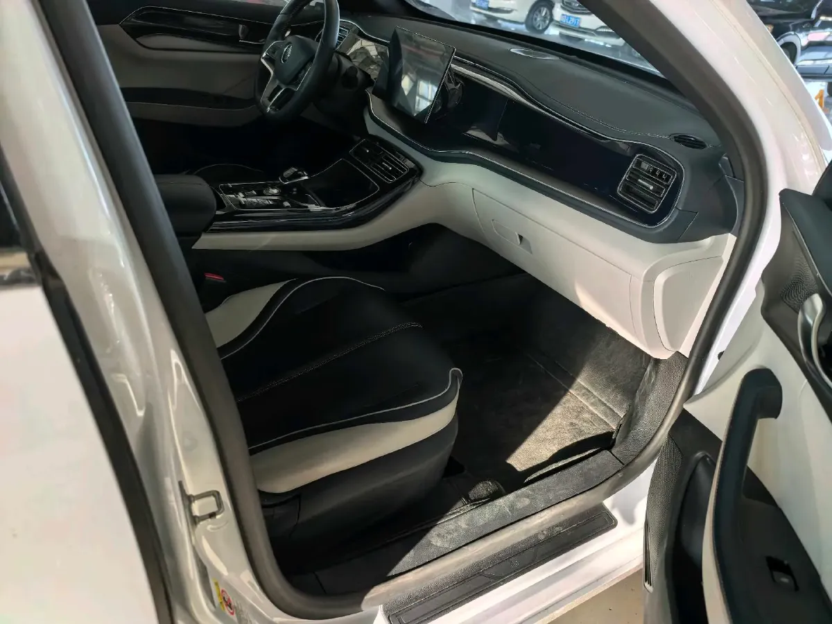 2021 DongFeng FuKang e Elysee BEV 30.7KWH,autocango,china used car exporter,china ev exporter,chinese used car exporter,chinese used ev exporter