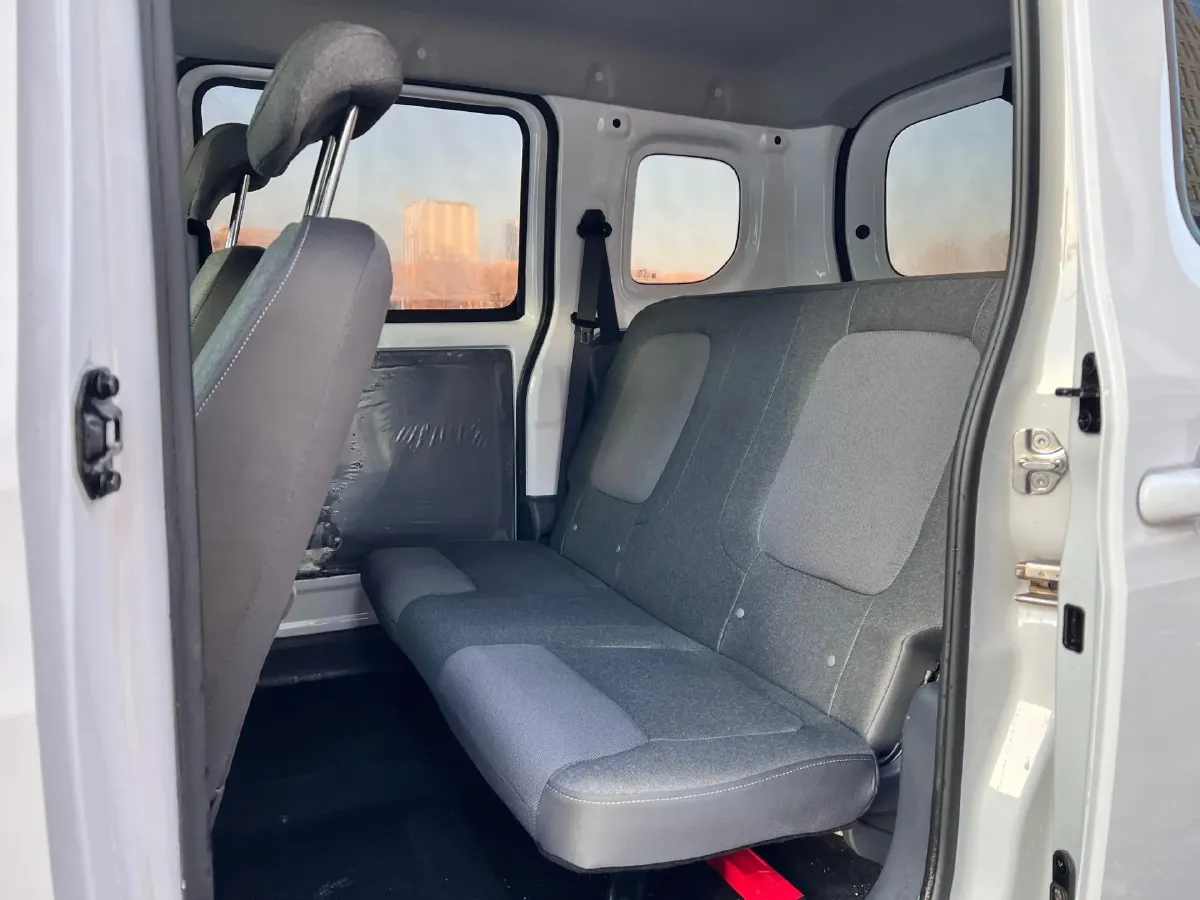 2025 WuLing ZhiGuang BEV 17.7KWH,autocango,china used car exporter,china ev exporter,chinese used car exporter,chinese used ev exporter