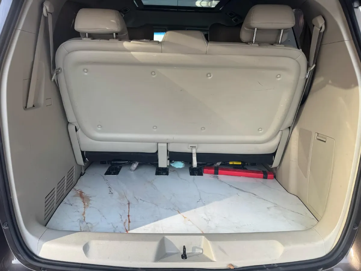 2023 Buick GL8 2.0T 237HP L4 9AT,autocango,china used car exporter,china ev exporter,chinese used car exporter,chinese used ev exporter