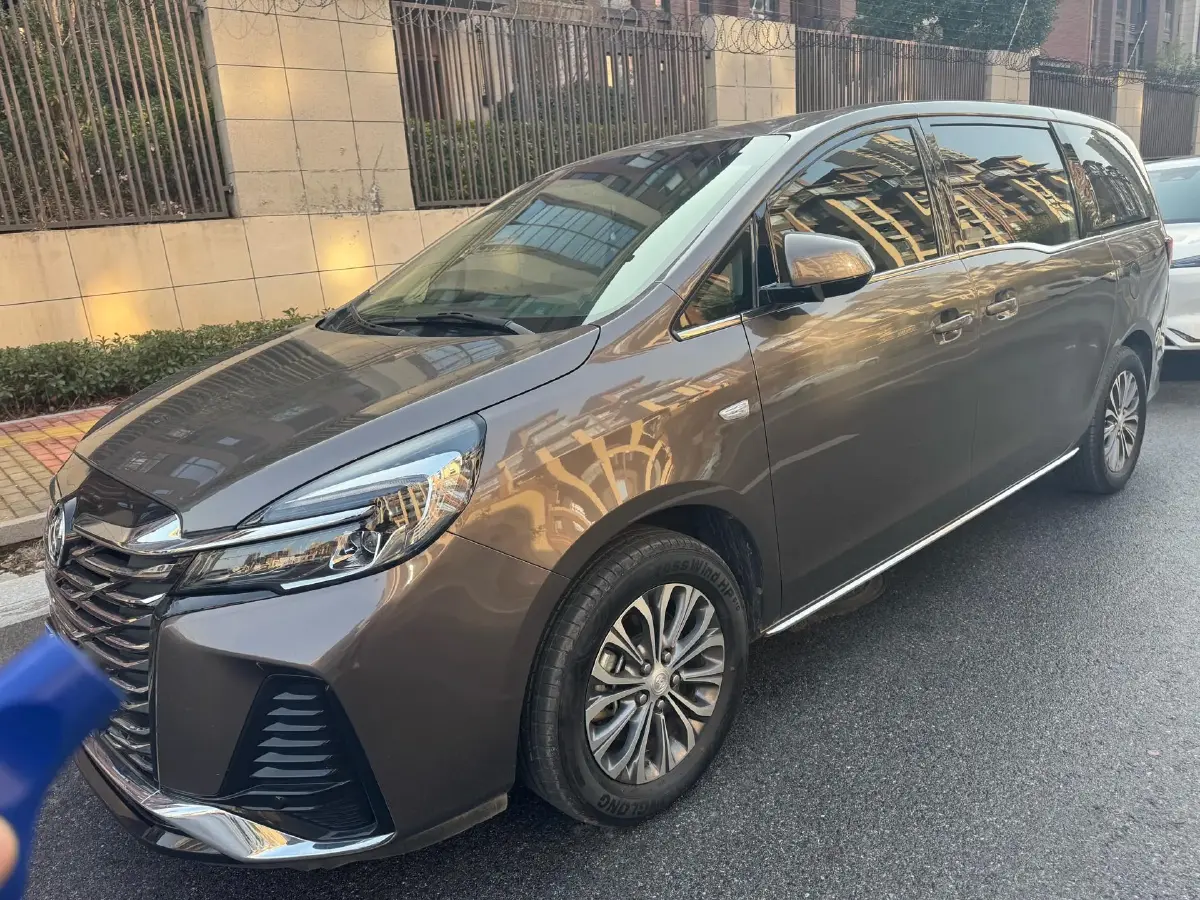 2023 Buick GL8 2.0T 237HP L4 9AT