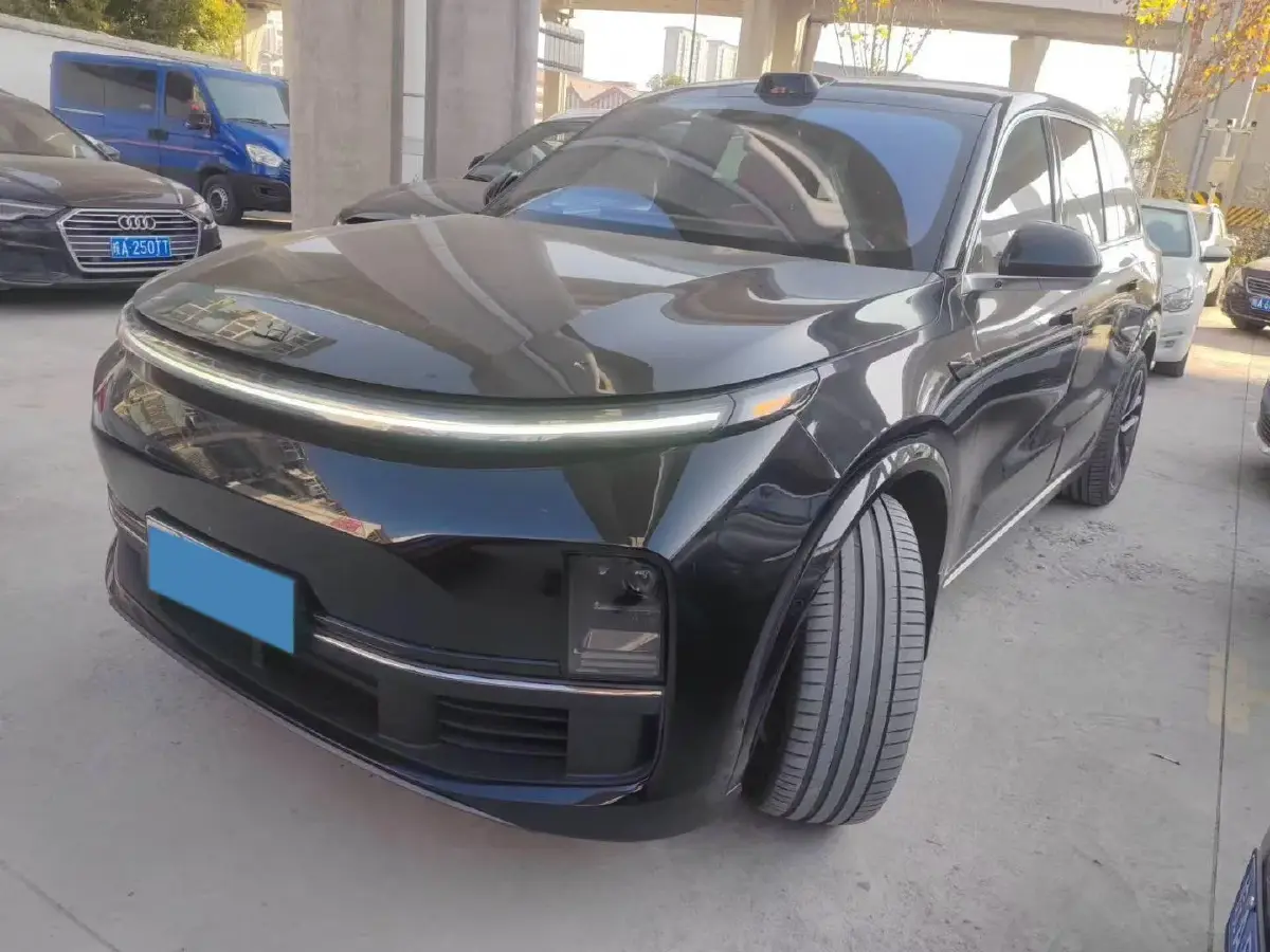 2022 Li L9 Range Extended 154HP REEV 42.6KWH