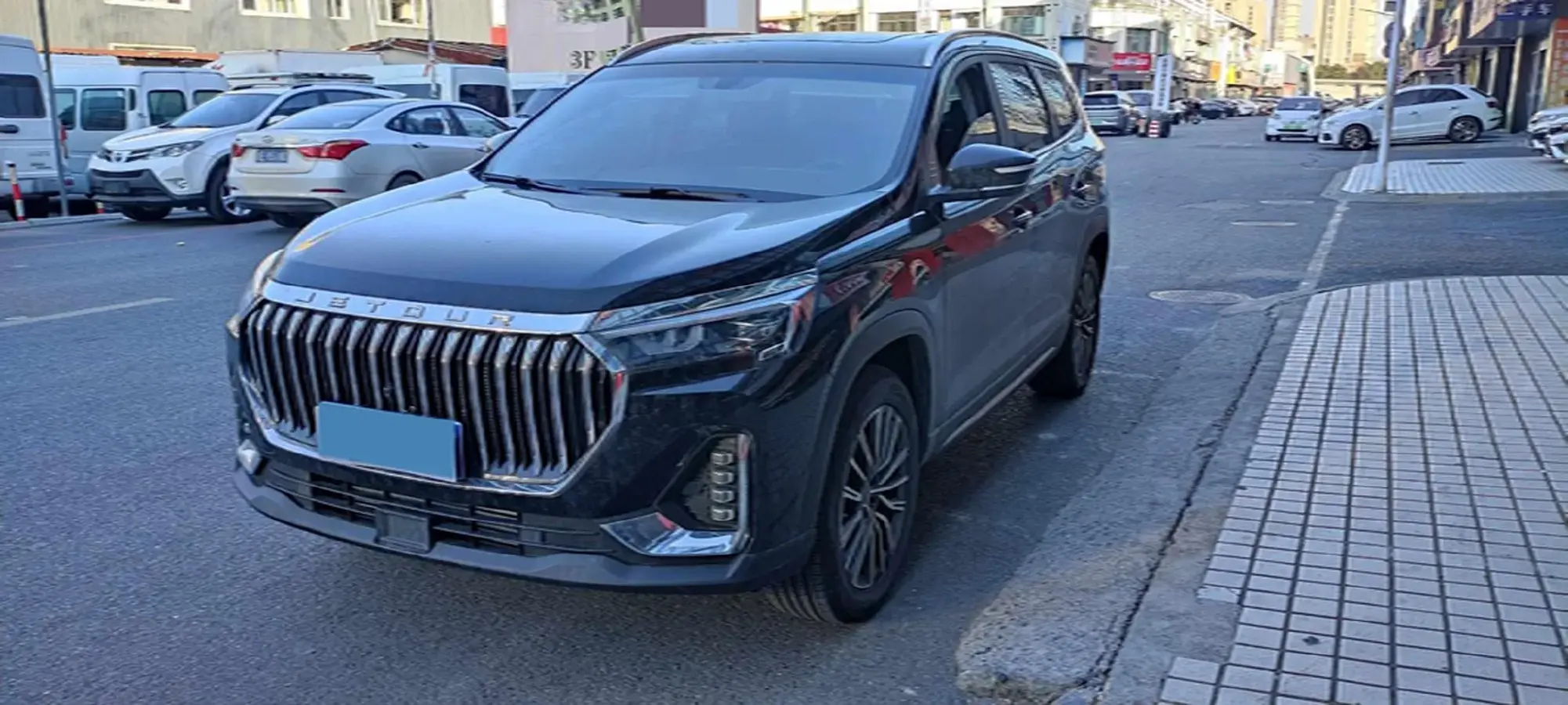 2025 Jetour X90 Plus 1.6T 197HP L4 7DCT