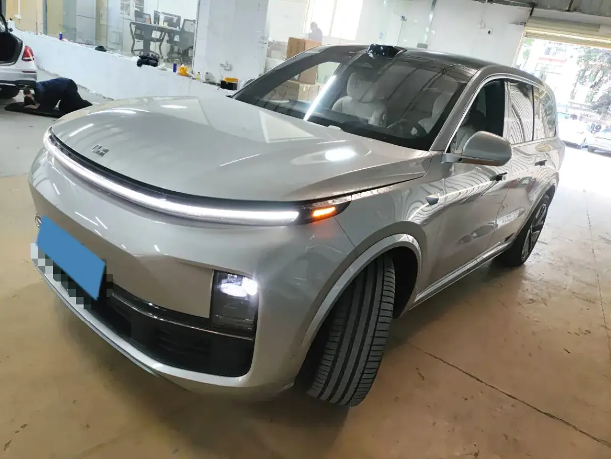 2022 Li L9 Range Extended 154HP REEV 42.6KWH