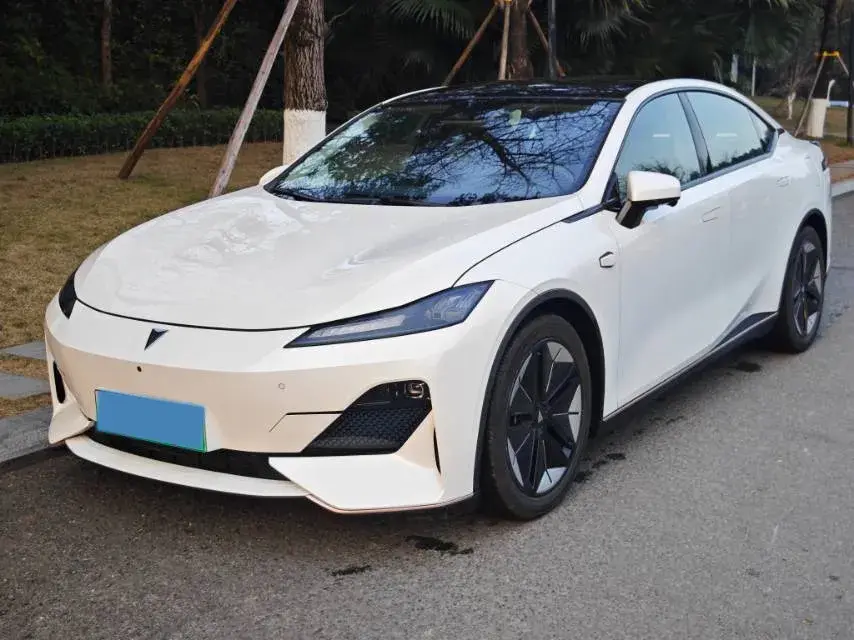 2022 Mazda 3 Axela 2.0L 158HP L4 6AT