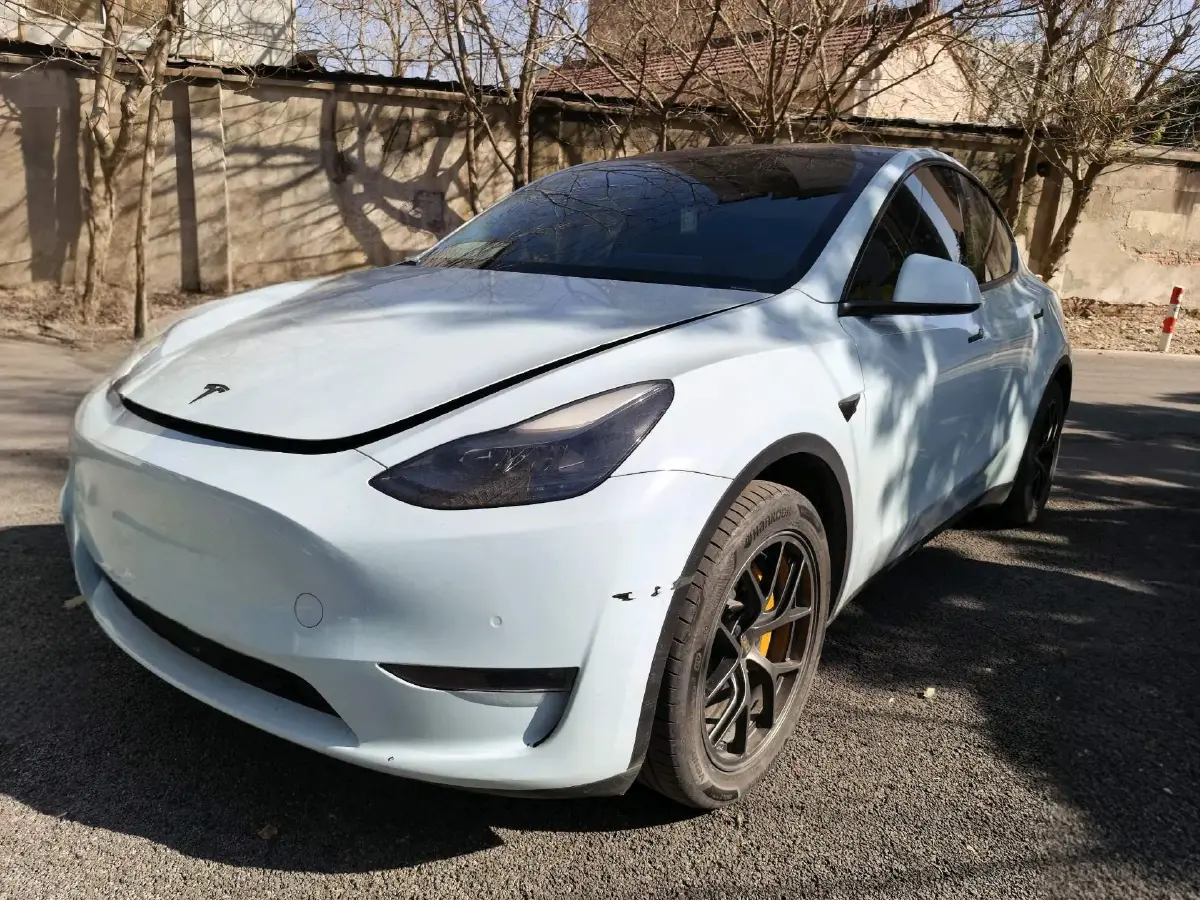 2021 Tesla Model Y BEV 60KWH