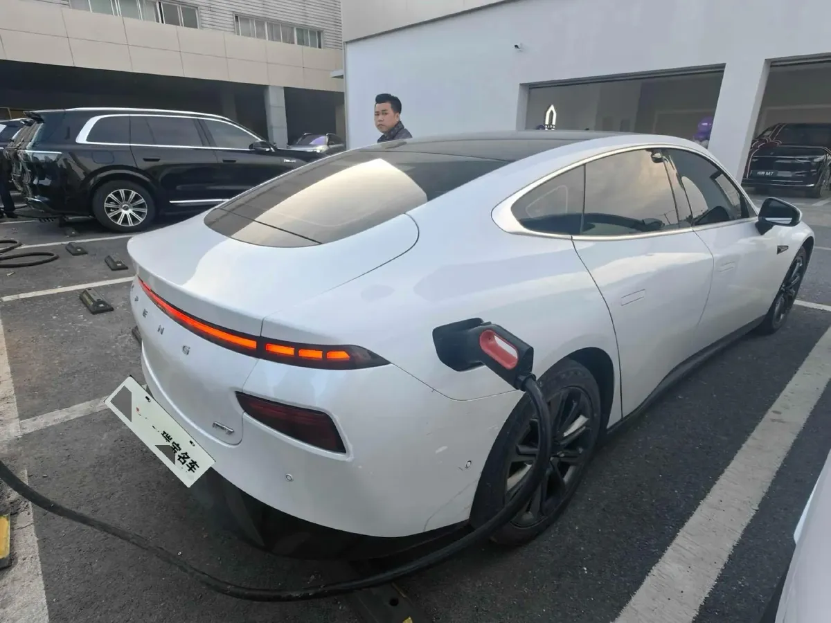 2022 DongFeng Forthing M7 2.0T 224HP L4 8AT,autocango,china used car exporter,china ev exporter,chinese used car exporter,chinese used ev exporter