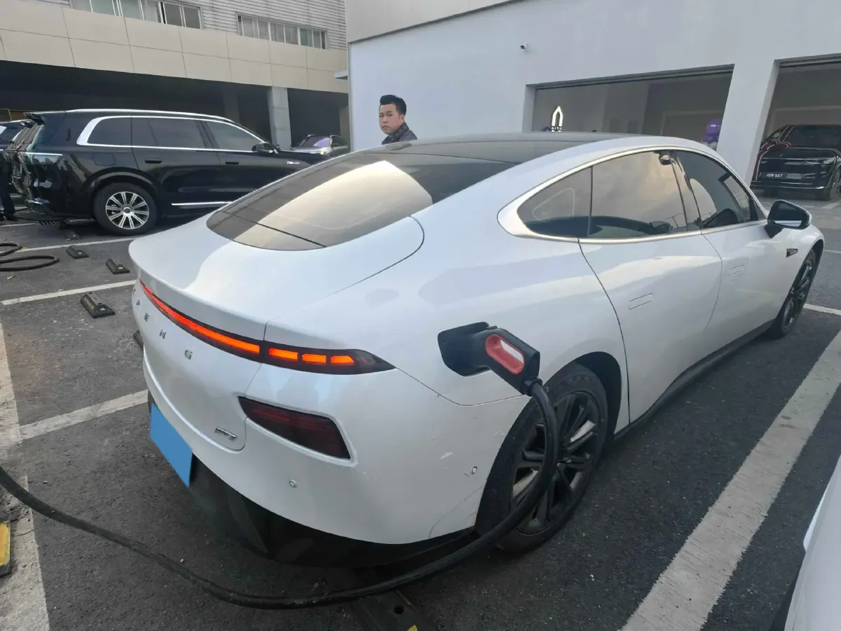 2022 DongFeng Forthing M7 2.0T 224HP L4 8AT,autocango,china used car exporter,china ev exporter,chinese used car exporter,chinese used ev exporter