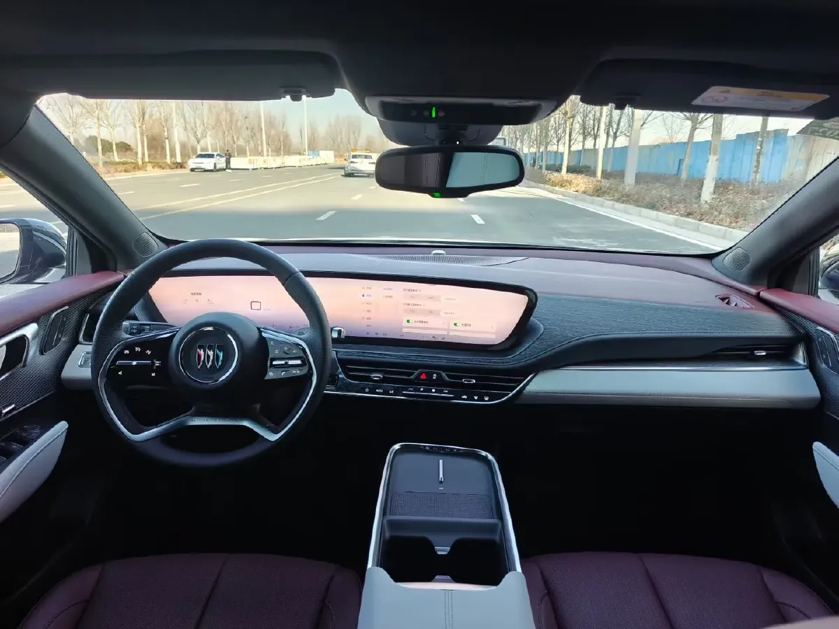 2025 Buick Larcosse 2.0T 237HP L4 9AT,autocango,china used car exporter,china ev exporter,chinese used car exporter,chinese used ev exporter