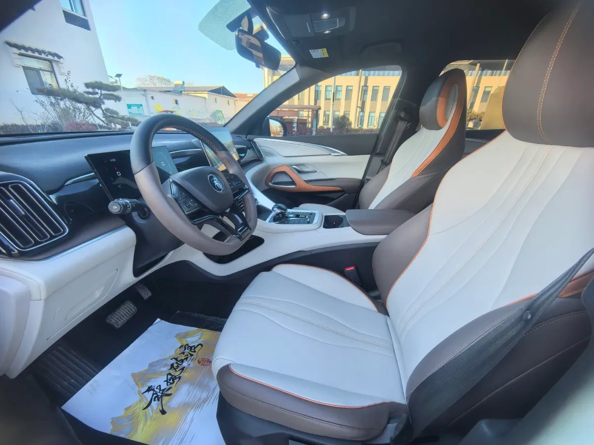 2022 Ruichi Auto EC35 BEV 82HP BEV 36.288KWH,autocango,china used car exporter,china ev exporter,chinese used car exporter,chinese used ev exporter