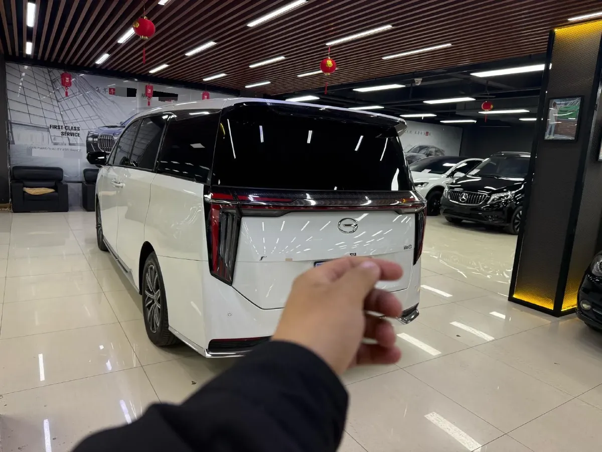 2024 GAC Trumpchi M8 2.0T 252HP L4 8AT,autocango,china used car exporter,china ev exporter,chinese used car exporter,chinese used ev exporter